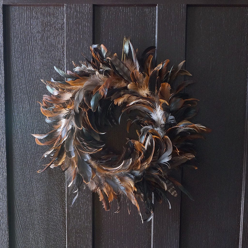 Schlappens Wreath 11.5 inch Base  15-18 inch DIA --Natural