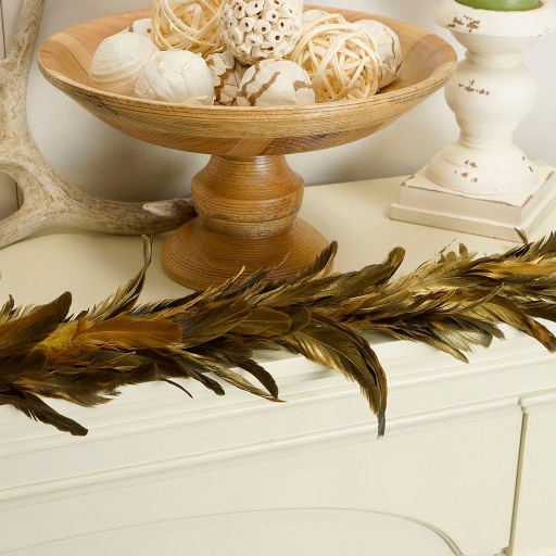 [GRXHBG--BL-GO] Rooster Schlappen Garland 4-5 inch Diameter x 50 inch --Black/Gold Gilded